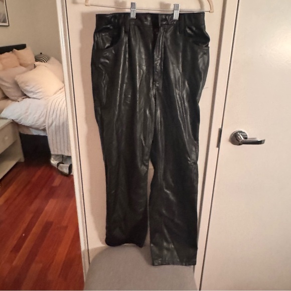 ABERCROMBIE curve love skinny high rise vegan leather pants - Picture 2 of 7